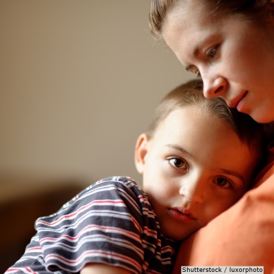 Sad boy with mother | Shutterstock, luxorphoto